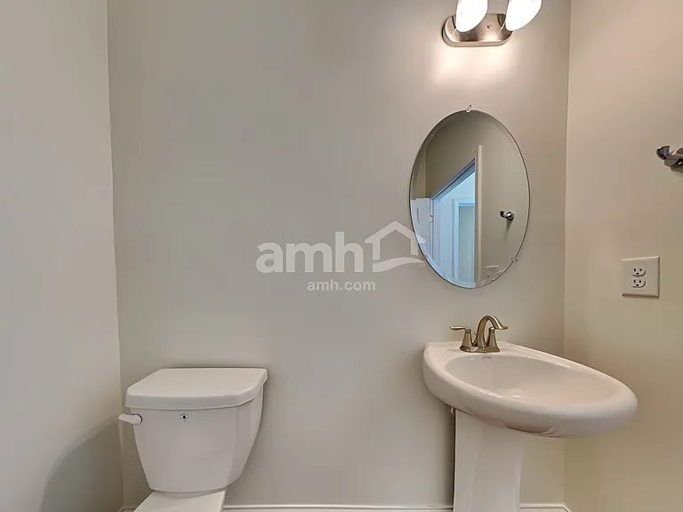 578 Slew Dr — Photo 10