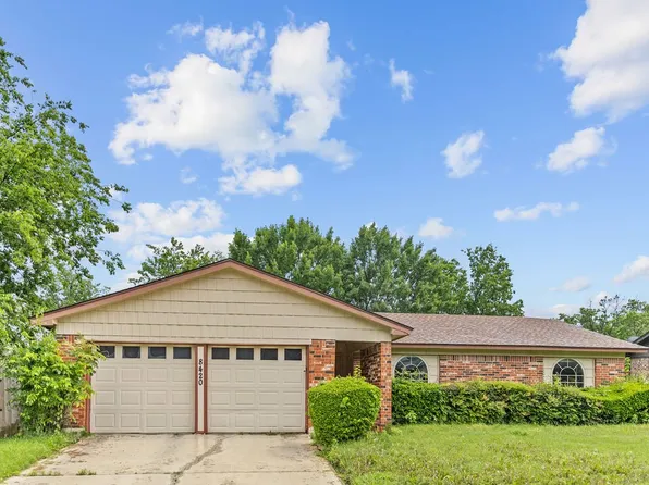 8420 Brookview Dr, North Richland Hills, TX 76182