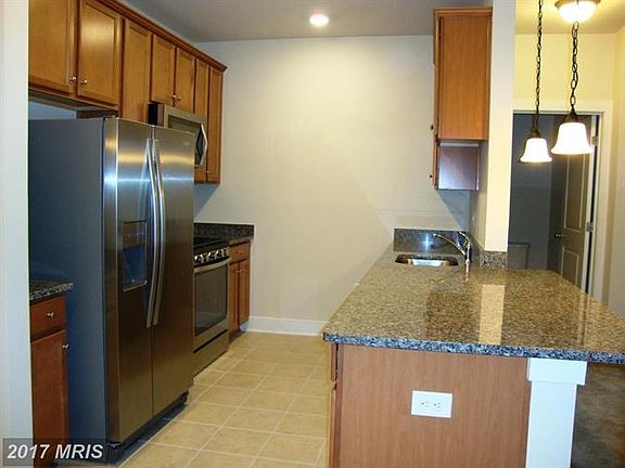 3rd image of 9521 Bastille St Suite 106