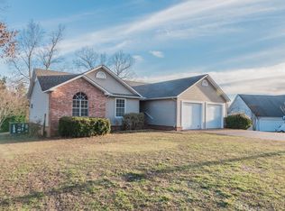 35 Lizzie Dee Ln, Lexington, TN 38351