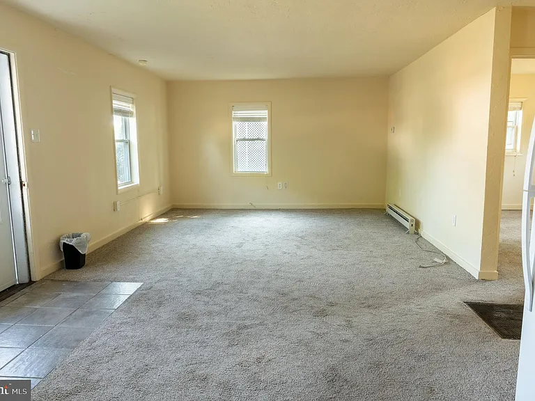 108 Martin Dr — Photo 6