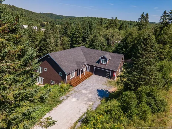 41 Bridgeford Dr, Quispamsis, NB E2S 0C3