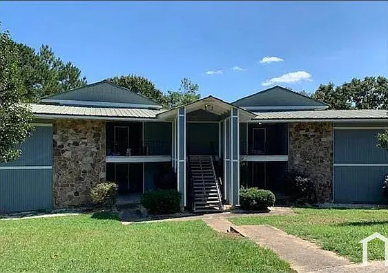 5250 Aquarius Dr #5250