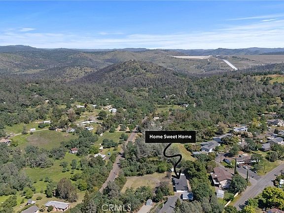 5th image of 904 Long Bar Rd