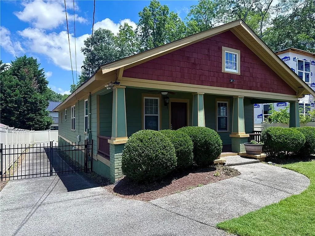 1647 Walker Ave photo 1