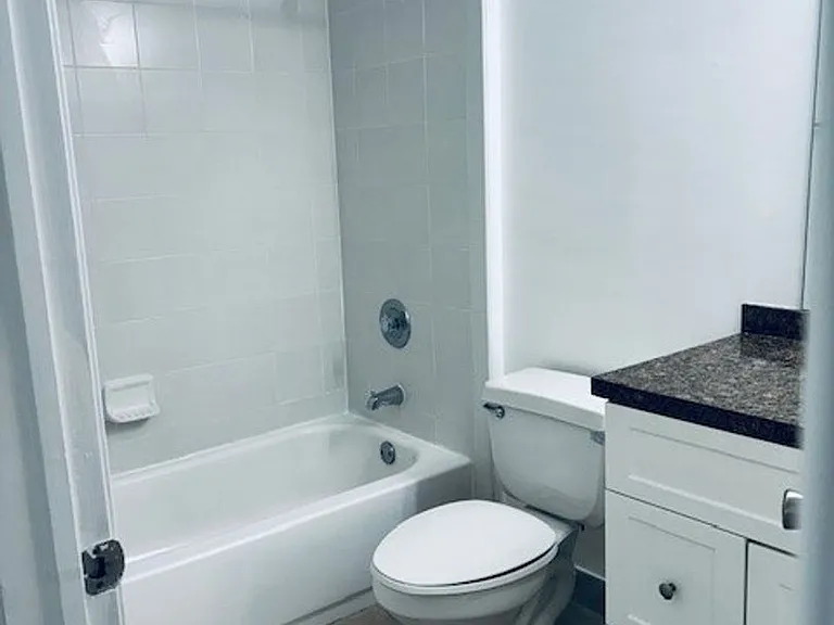 The Mirage Apartments — Photo 111