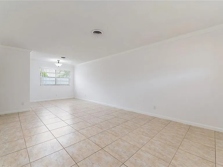 3500 Polk St #5 — Photo 3