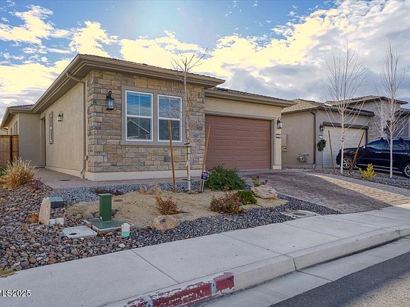 2nd image of 2285 Jagged Peak Ln