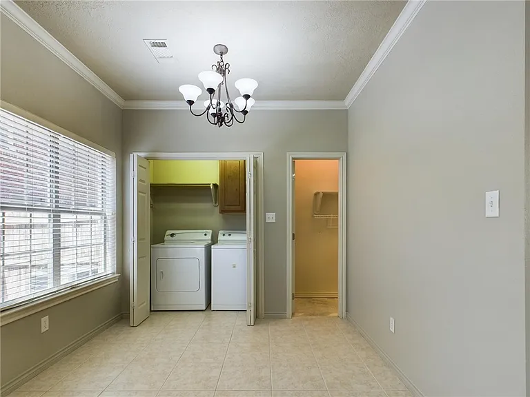 422 Forest Dr — Photo 8