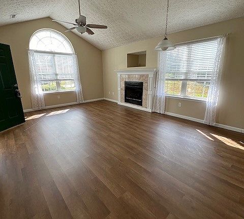 4th image of 303 Weston Valley Dr