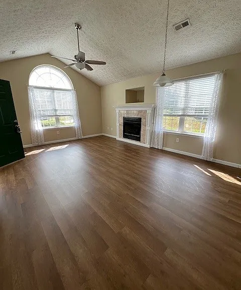 303 Weston Valley Dr — Photo 4