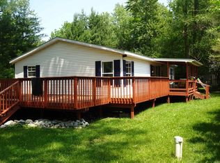 6204 S State Road 10, Knox, IN 46534