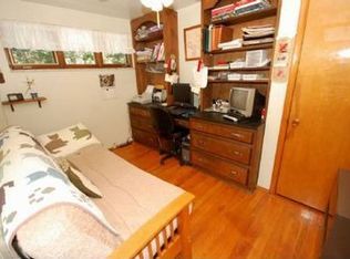 4590 Mapledale Dr, Homestead, PA
