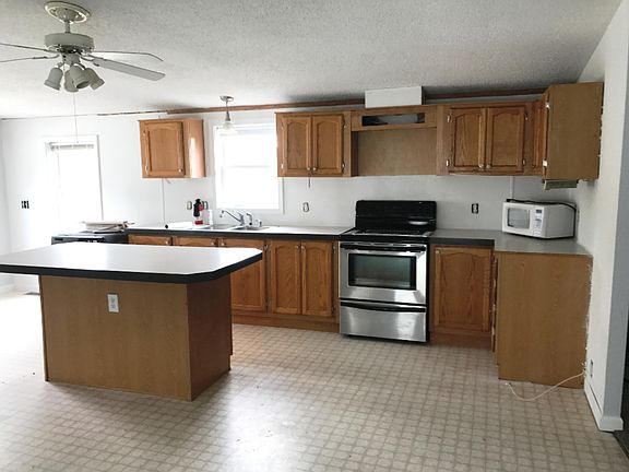 2nd image of 14176 Cleveland Ave
