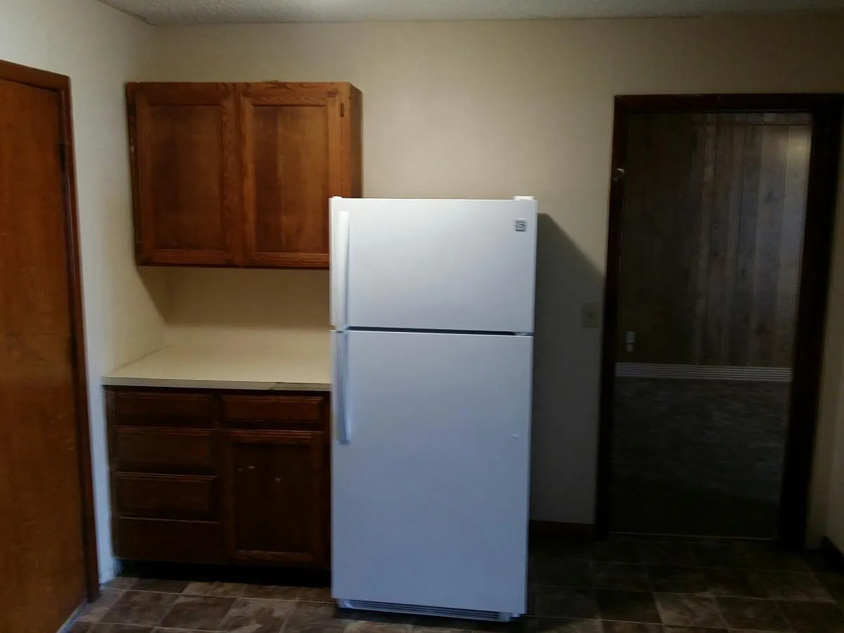 4 bed, 1700 sqft, $1,100 — Photo 4