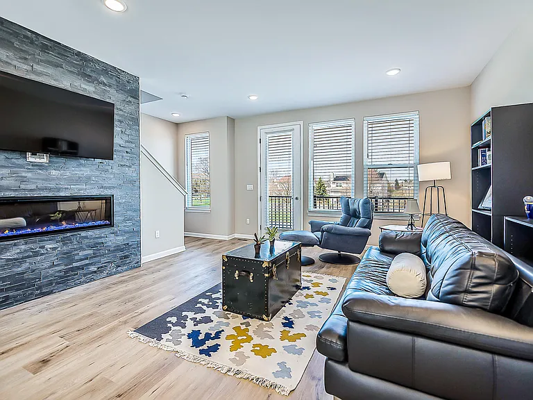 2150 Park Dr — Photo 12