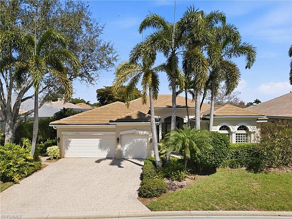3rd image of 3620 Sanctuary Lakes DR