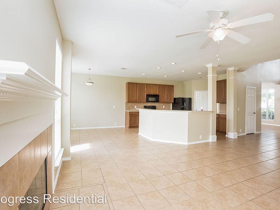 07-FamilyRoom
