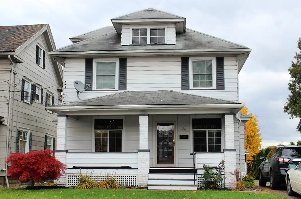 29 Bentley St photo 1
