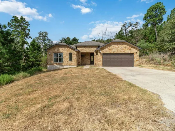 106 Kaapahu Dr, Bastrop, TX 78602