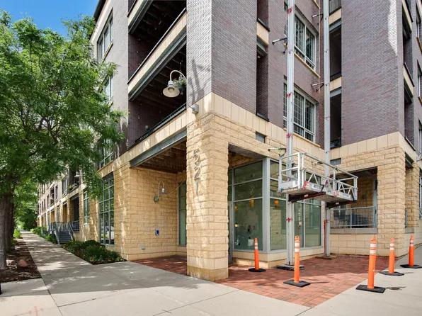 521 2nd St SE APT 202, Minneapolis, MN 55414