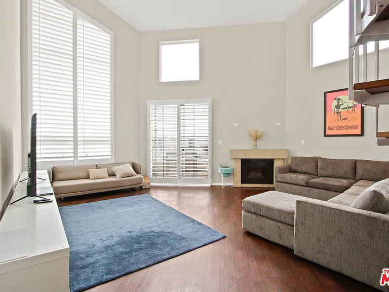 255 Main St #306 — Photo 3