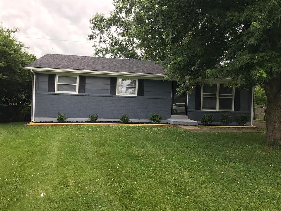 1st image of 382 Woodston Ct