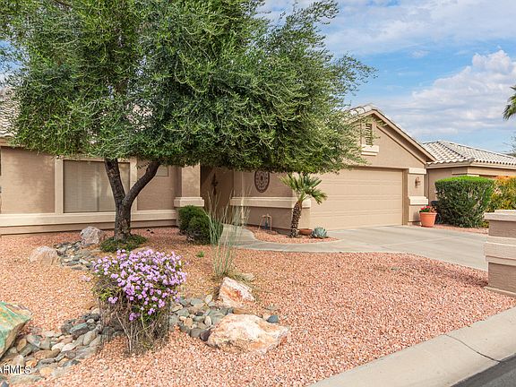 4th image of 15632 W MONTEREY Way