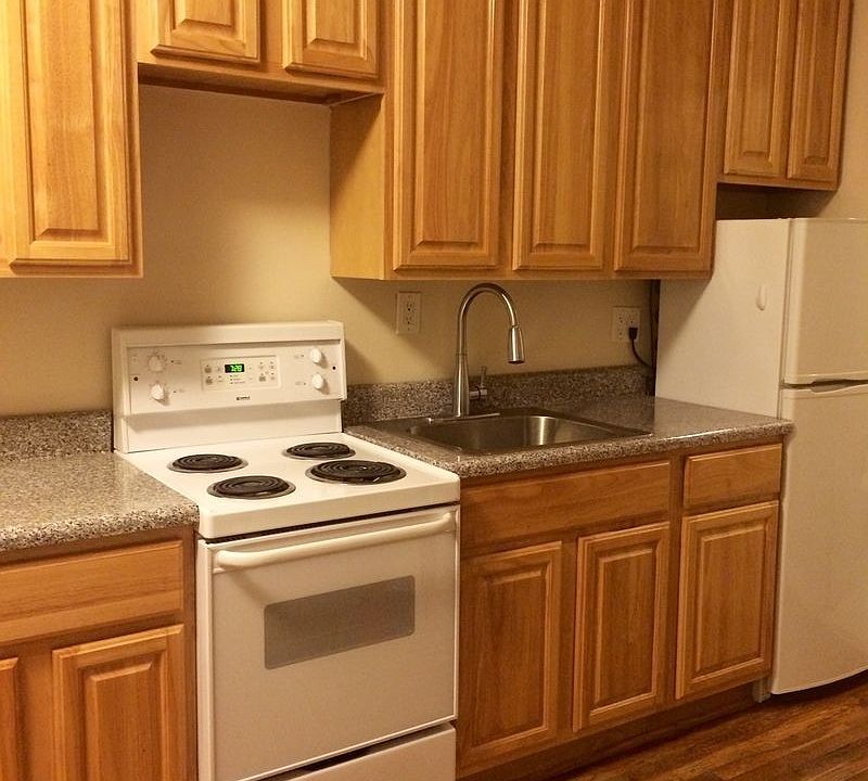 2nd image of 319 W 42nd St APT 31
