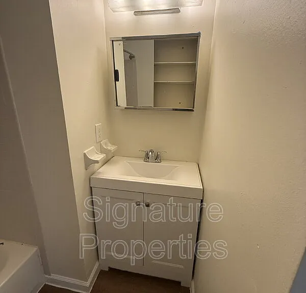 913 Ewell Rd — Photo 18
