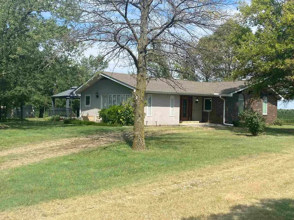 13235 75th Rd, Winfield, KS 67156