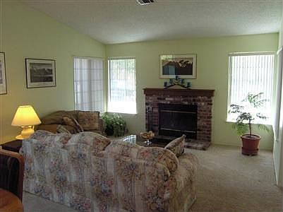 3rd image of 466 Lupine Cir