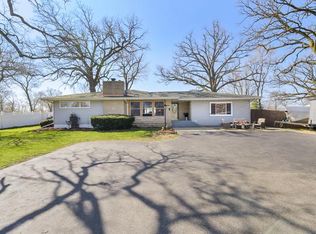 21445 W Scott St, Custer Park, IL 60481