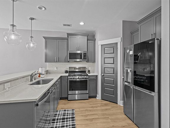 4th image of 31 Alkanet Way