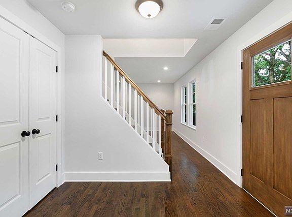 2nd image of 51 Millington Dr