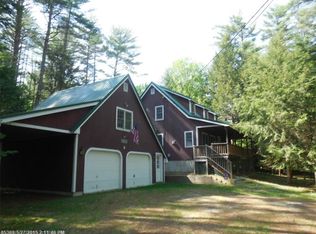 9 Santa Claus Dr, Bridgton, ME 04009