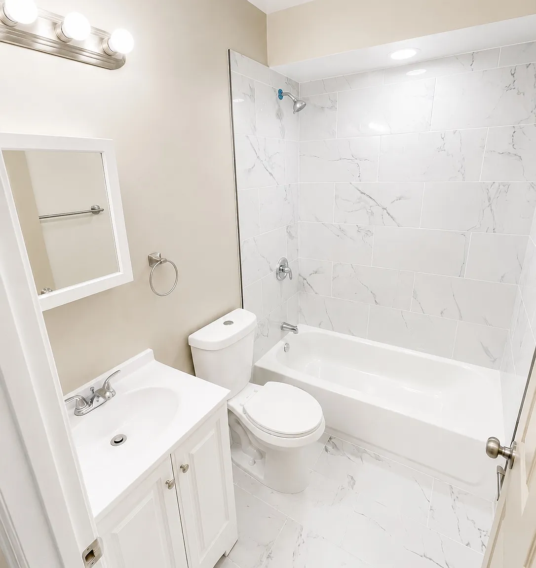 2 bed, 1200 sqft, $2,200 — Photo 4
