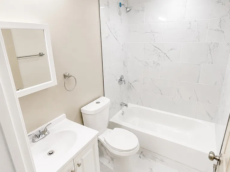 348 Elrino St #1 — Photo 4