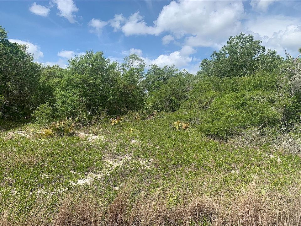 1st image of 304 Canyon Drive