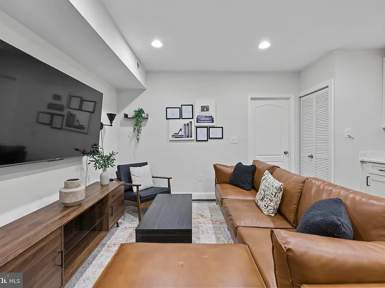 1363 Childress St NE #1 — Photo 11