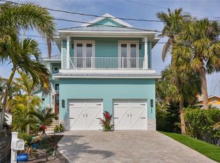 262 Island Cir, Sarasota, FL 34242