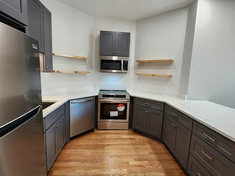 6321 S Eberhart Ave #1 — Photo 11