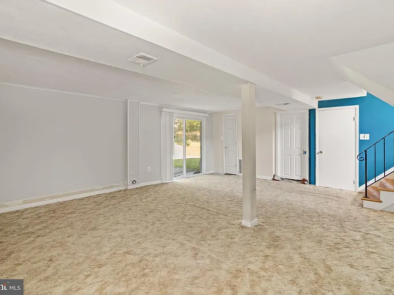 14815 Empire St — Photo 17