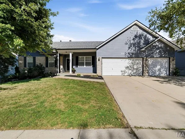 408 Saint Gemma Dr, O'Fallon, MO 63366