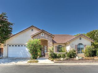 872 E Green Acres Dr, Fresno, CA