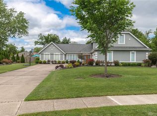 1628 Silver Lake Dr, Dayton, OH 45458