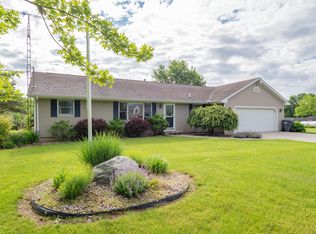 15405 Brooklodge Rd, Hickory Corners, MI 49060