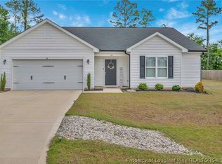 64 Dalmation Ln, Parkton, NC 28371