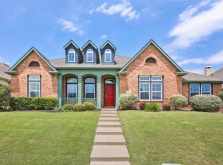 6967 Capella Park Ave, Dallas, TX 75236