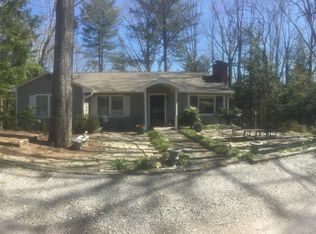 53 Grove Cir, Brevard, NC 28712